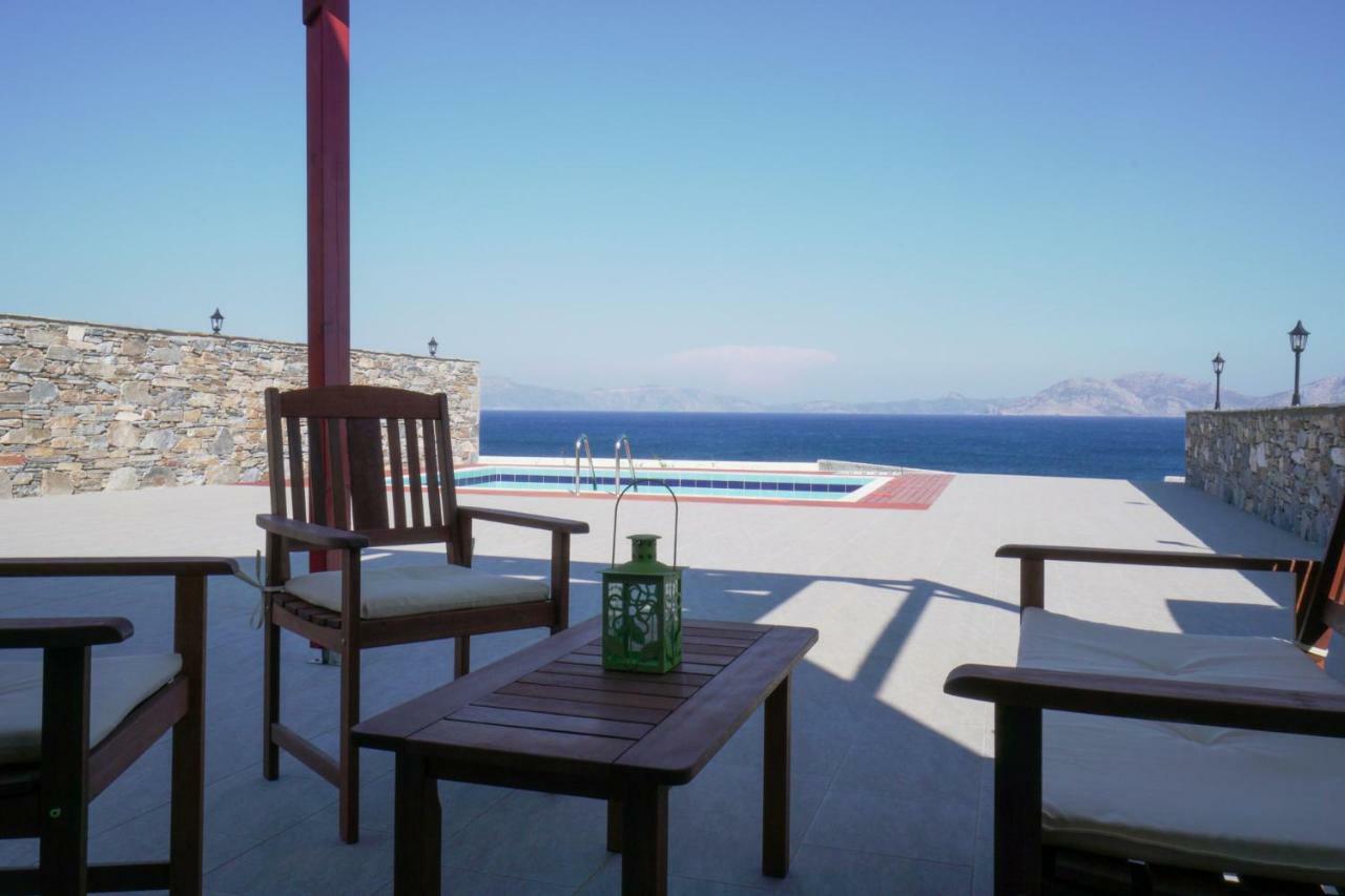 Anefanti Villas Ágios Kírykos Buitenkant foto