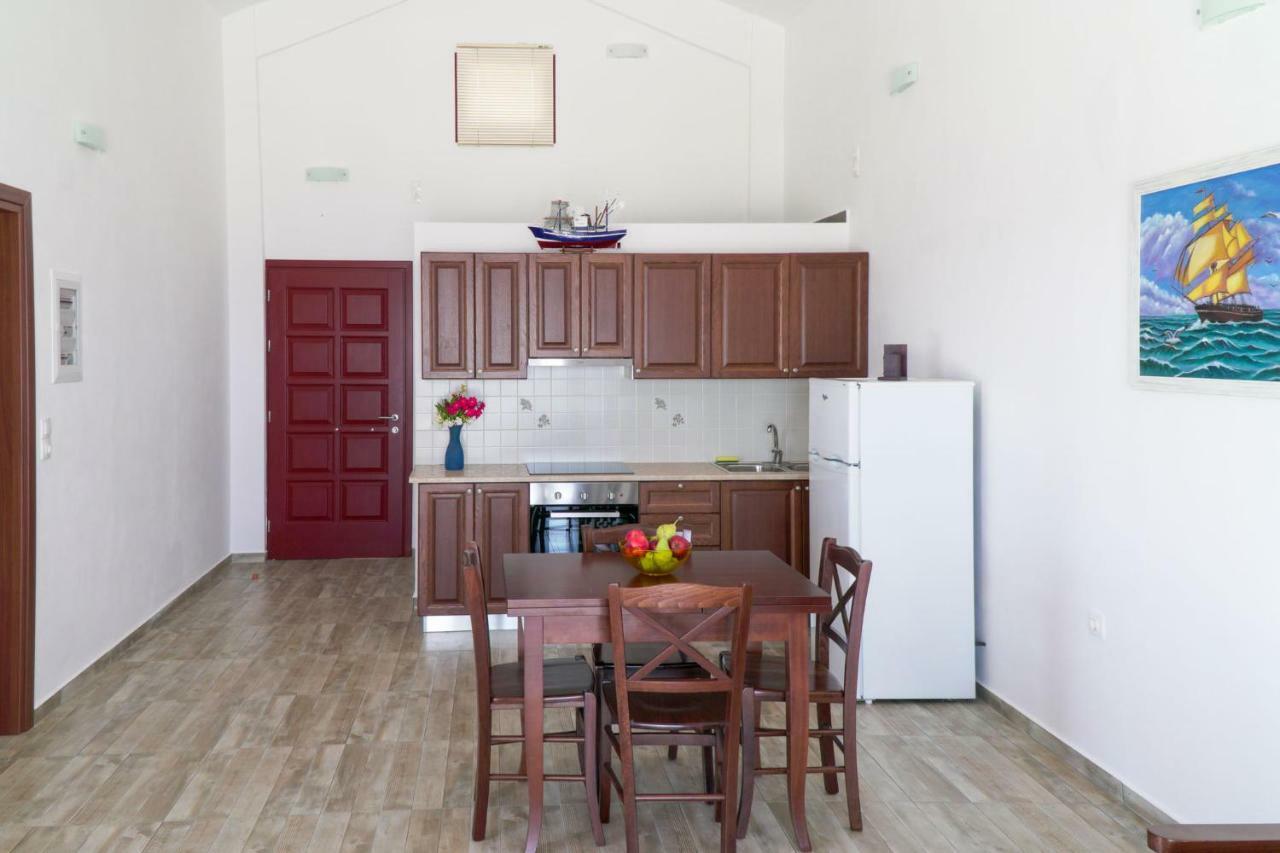 Anefanti Villas Ágios Kírykos Buitenkant foto